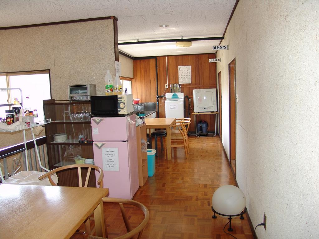 Отель Towadako Backpackers Экстерьер фото