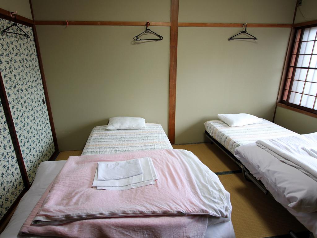 Отель Towadako Backpackers Экстерьер фото