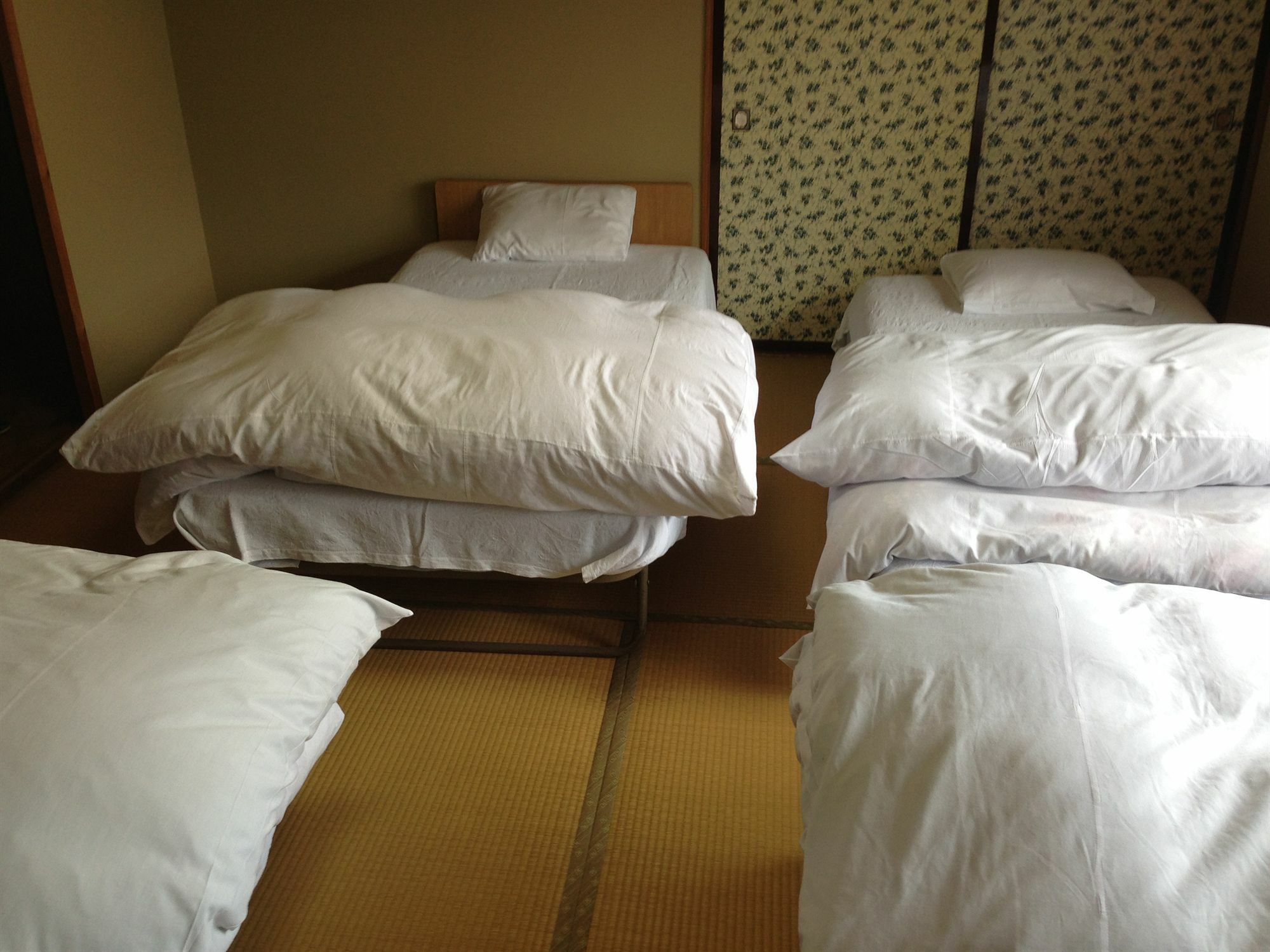 Отель Towadako Backpackers Экстерьер фото